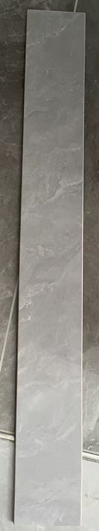 浅灰地脚线